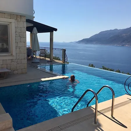 Poyraz Kaş